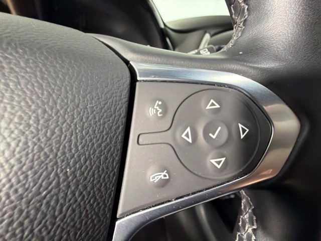 Used 2023 Chevrolet Traverse LT FWD image 14