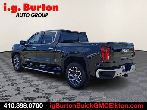 New 2026 GMC Sierra 1500 SLT AWD/4WD image 3