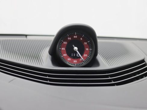 Used 2024 Porsche Taycan GTS image 19