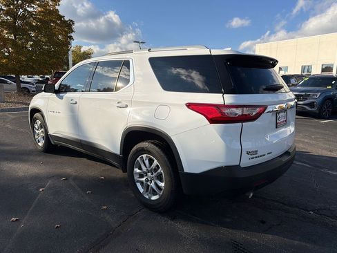 Used 2018 Chevrolet Traverse LT image 9