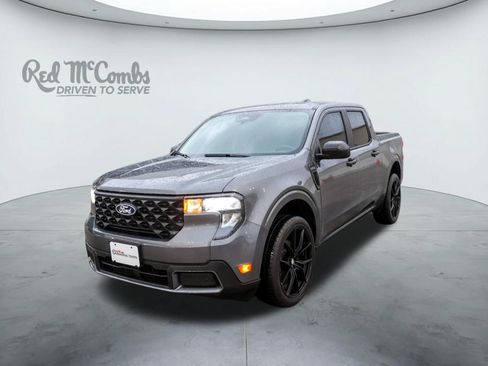 Used 2025 Ford Maverick XLT FWD image 1
