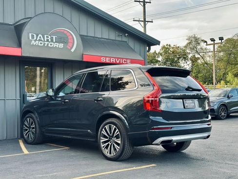 Used 2021 Volvo XC90 T5 Momentum image 5