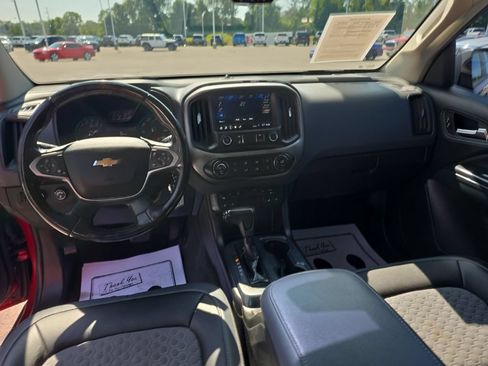 Used 2021 Chevrolet Colorado Z71 AWD/4WD image 13