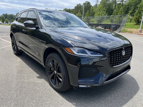 Used 2026 Jaguar F-PACE R-Dynamic S AWD/4WD image 10