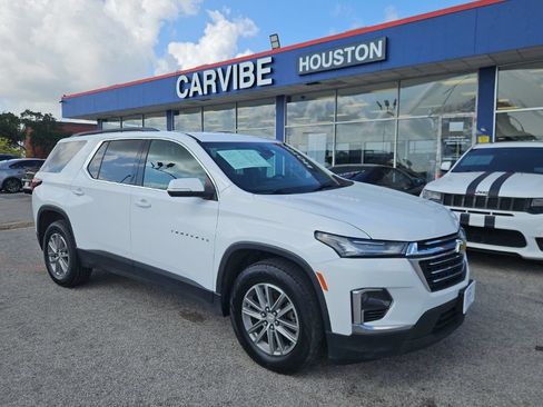 Used 2023 Chevrolet Traverse LT FWD image 1