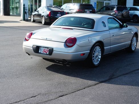 Used 2004 Ford Thunderbird image 9