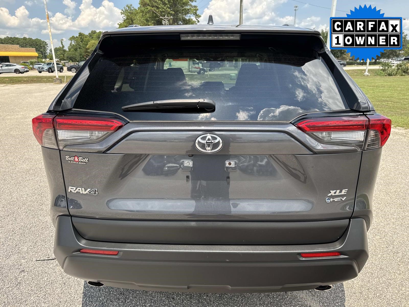 Used 2025 Toyota RAV4 XLE Premium w/ Weather Package AWD/4WD image 5