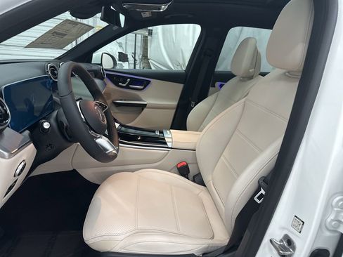 New 2026 Mercedes-Benz GLC 300 image 18