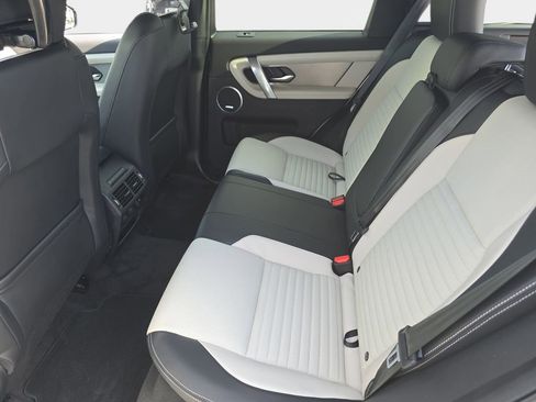 New 2026 Land Rover Discovery Sport Landmark image 14