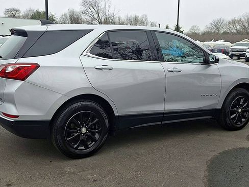 Certified 2019 Chevrolet Equinox LT image 3