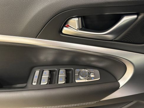 New 2026 Genesis G70 2.5T RWD image 11