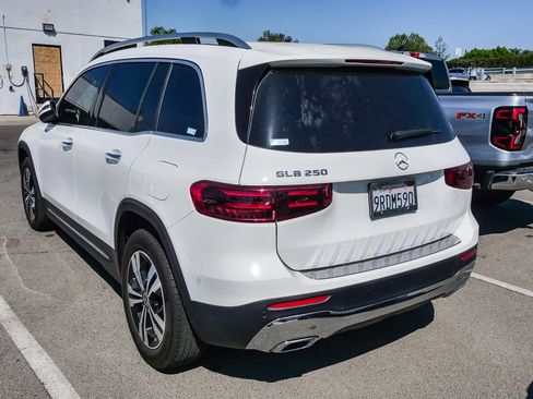 Used 2024 Mercedes-Benz GLB 250 image 18