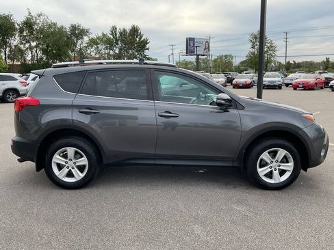 Used 2014 Toyota RAV4 XLE AWD/4WD image 9