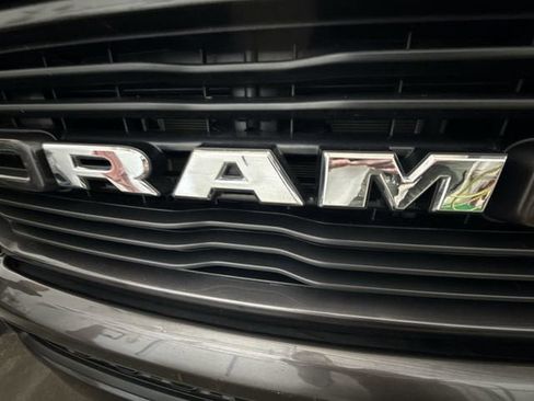 Used 2022 RAM 1500 Laramie AWD/4WD image 35