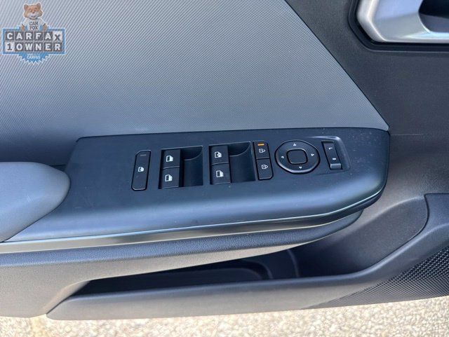 Used 2025 Kia K4 FWD image 18