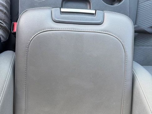 Used 2019 RAM 1500 Express w/ Express Value Package AWD/4WD image 17