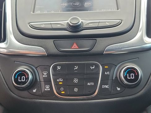 Certified 2021 Chevrolet Equinox LT FWD image 34