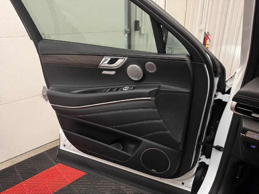 Used 2024 Genesis GV80 3.5T w/ Prestige Package AWD/4WD image 25