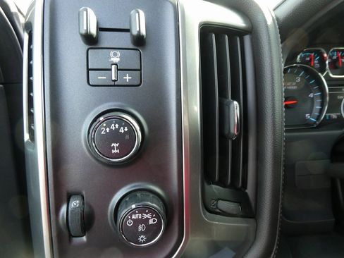 Used 2019 Chevrolet Silverado 2500 LTZ w/ Duramax Plus Package image 23