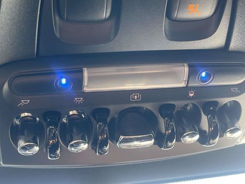 Used 2018 MINI Cooper S FWD image 27