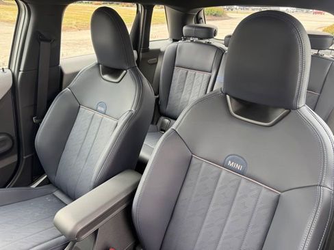 Used 2025 MINI Cooper S image 17