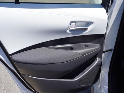 New 2026 Toyota Corolla SE FWD image 11