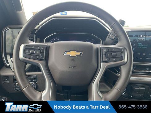 Used 2025 Chevrolet Silverado 3500 LT w/ Convenience Package AWD/4WD image 11