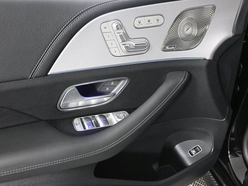 Certified 2025 Mercedes-Benz GLE 53 AMG 4MATIC image 8