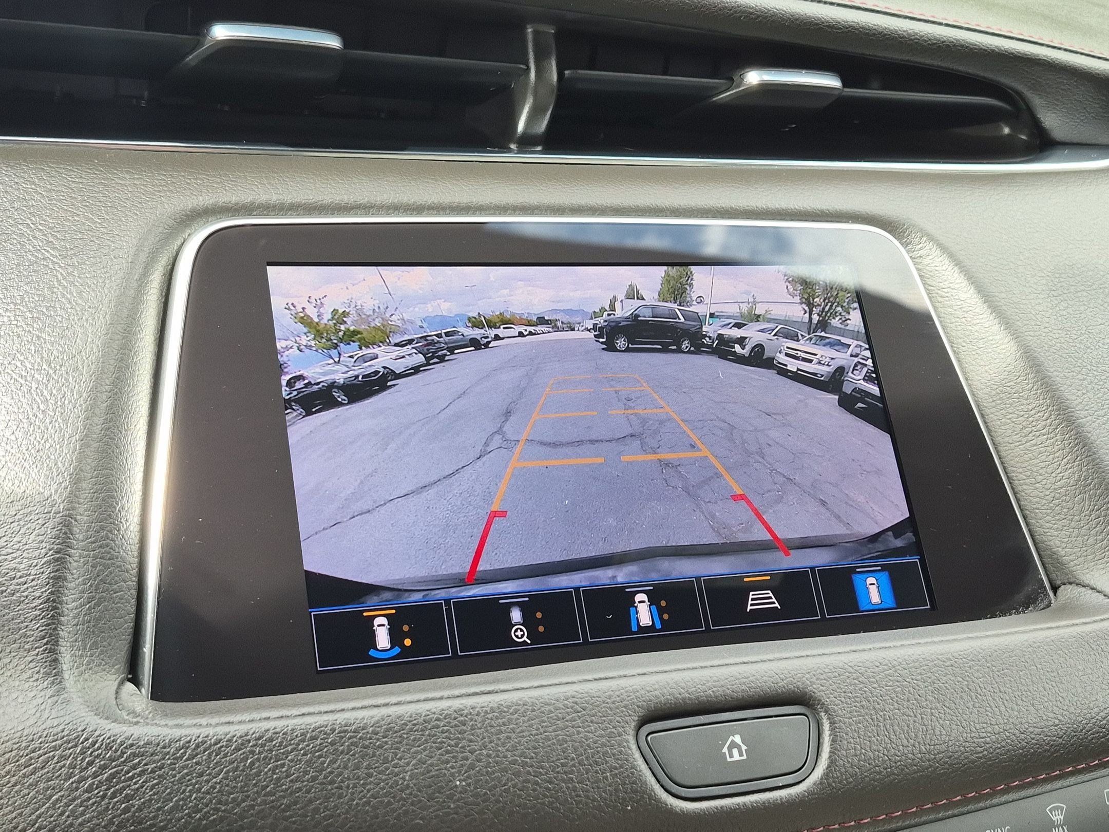 Used 2023 Cadillac XT4 Sport AWD/4WD image 19