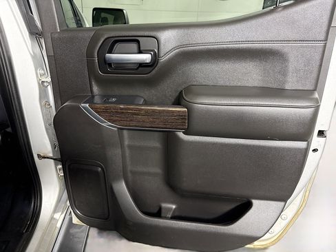 Used 2020 GMC Sierra 1500 Elevation w/ Elevation Value Package image 28