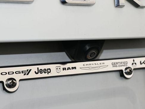 Used 2024 Chevrolet Suburban LT image 38