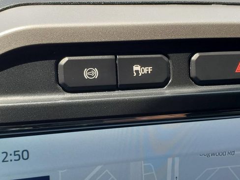 Used 2022 Ford F350 Lariat w/ Lariat Value Package AWD/4WD image 30