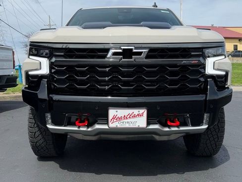 New 2026 Chevrolet Silverado 1500 ZR2 AWD/4WD image 3