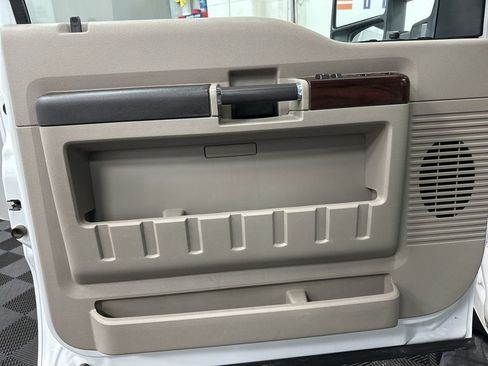 Used 2008 Ford F550 4x4 Crew Cab Super Duty image 20