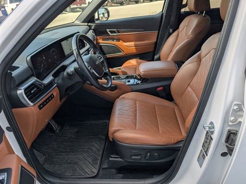 Used 2023 Kia Telluride SX X-Pro AWD/4WD image 2