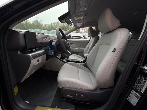 New 2026 Hyundai Kona SEL Premium AWD/4WD image 13