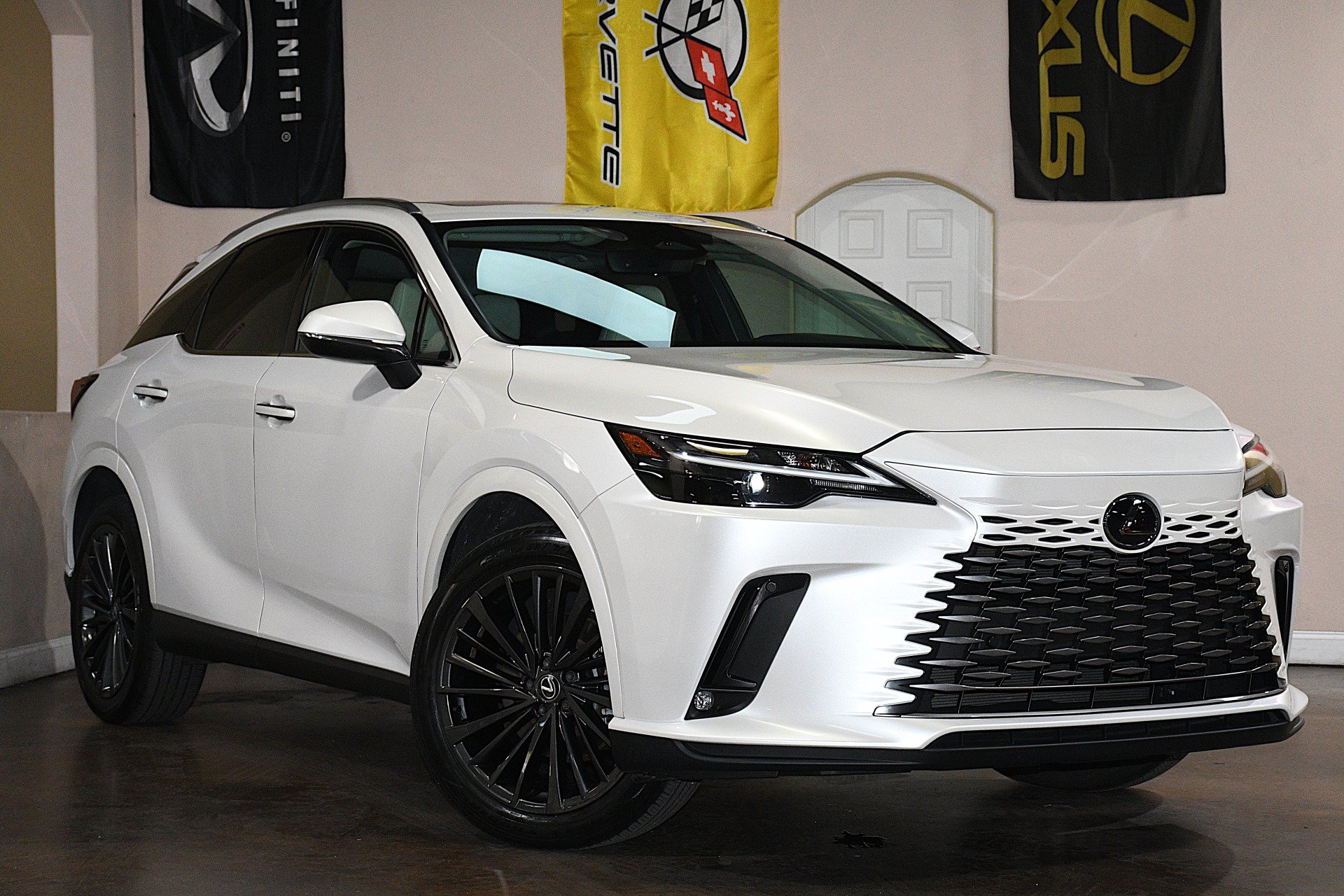 Used 2024 Lexus RX 350 Premium w/ Accessory Package (K3) FWD image 3