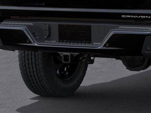 New 2026 GMC Canyon Denali image 14