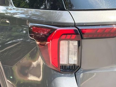 New 2026 Ford Explorer ST-Line AWD/4WD image 10