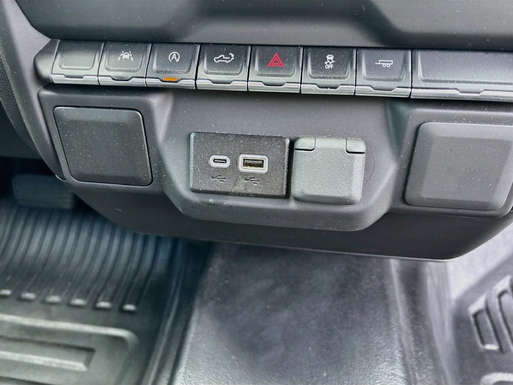 Used 2025 GMC Sierra 1500 Pro w/ Pro Value Package RWD image 18