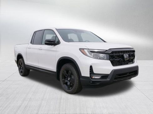 New 2026 Honda Ridgeline Black Edition image 10