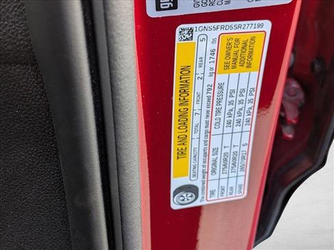 Used 2025 Chevrolet Suburban Premier image 16