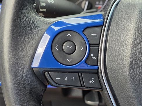 Used 2020 Toyota Camry SE image 20