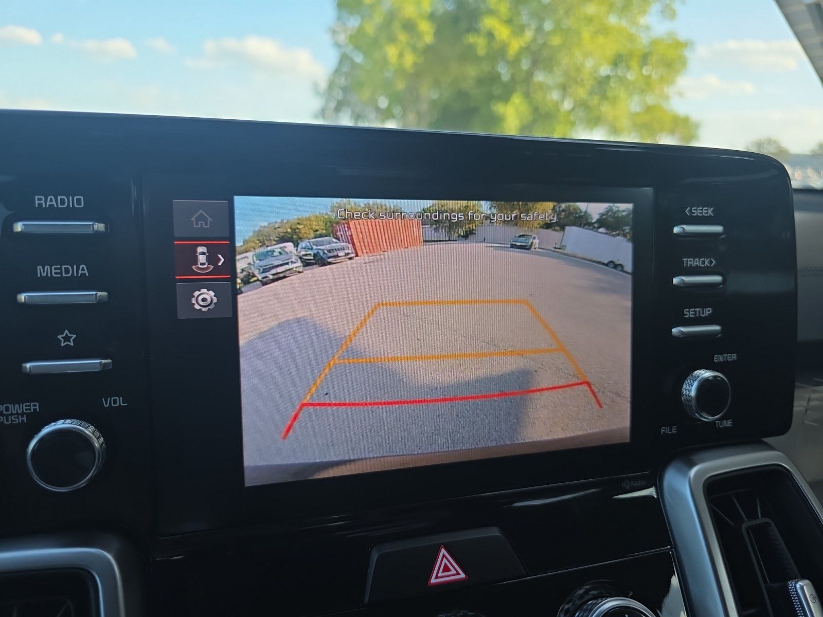 Certified 2023 Kia Sorento LX FWD image 13