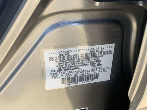 Used 2025 Nissan Kicks S w/ Charging Package FWD image 33