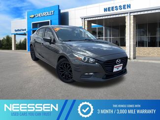 Used 2018 MAZDA MAZDA3 Touring FWD video 1