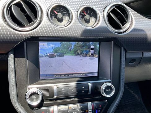 Used 2020 Ford Mustang GT Premium w/ GT Performance Package RWD image 9