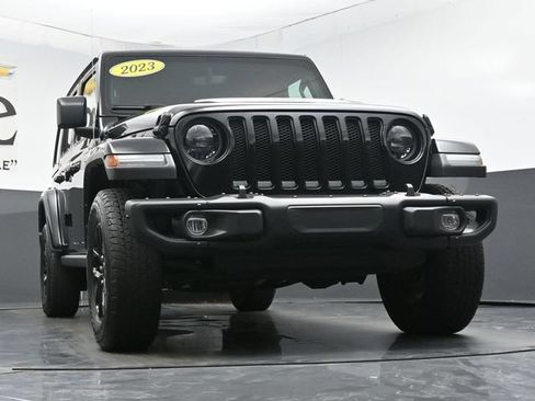 Used 2023 Jeep Wrangler Unlimited Sport AWD/4WD image 3