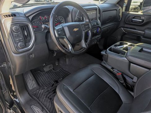 Used 2022 Chevrolet Silverado 3500 LTZ w/ Z71 Off-Road Package image 21