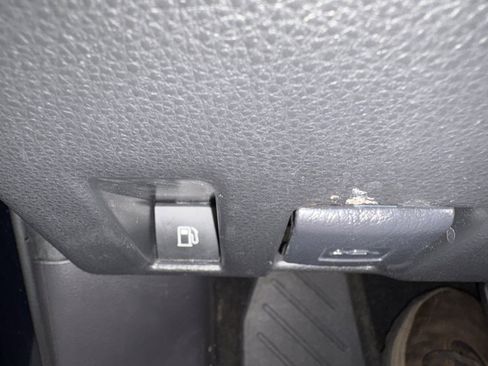 Used 2023 Toyota RAV4 SE w/ Weather & Moonroof Package AWD/4WD image 21